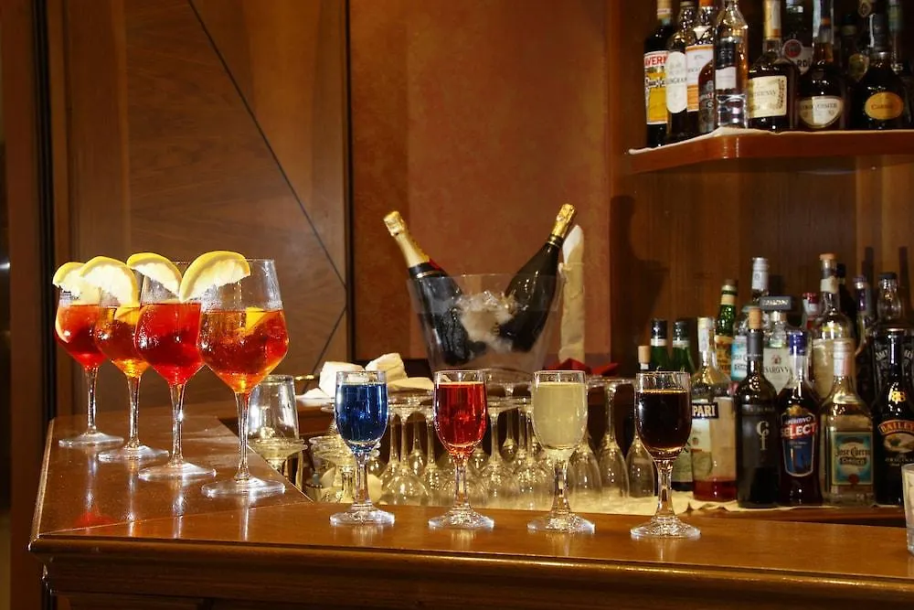 Hotel Dei Dragomanni Venice 4*,